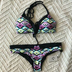 Khong boon swimwear bikini set